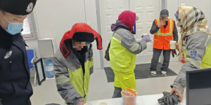春雷行动·巡逻防控 风雪中的守护：香坊公安用行动送温暖