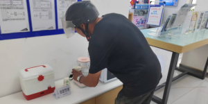 暖心驿站“筑”港湾！鸡西移动公司公司为户外工作者撑起“爱心伞”