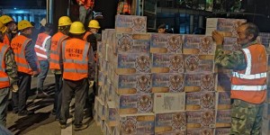 紧急驰援四川甘孜泸定县6.8级地震 平媛稻香抗震救灾物资已