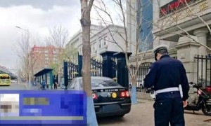 “警”心相伴迎六一  冰城公安撑起交通安全保护伞