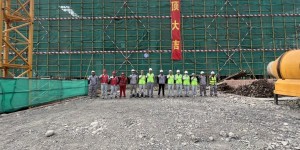三栋主体建筑封顶 中国化学成达公司新疆中泰甲醇项目进度提前